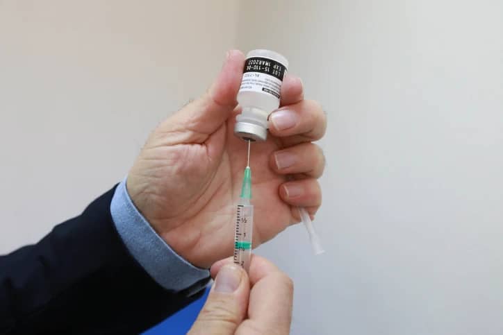 美国疾病控制与预防中心 (CDC)更新网页措辞称：“没有证据支持‘疫苗不会导致自闭症’的说法。”此次更新在 ...