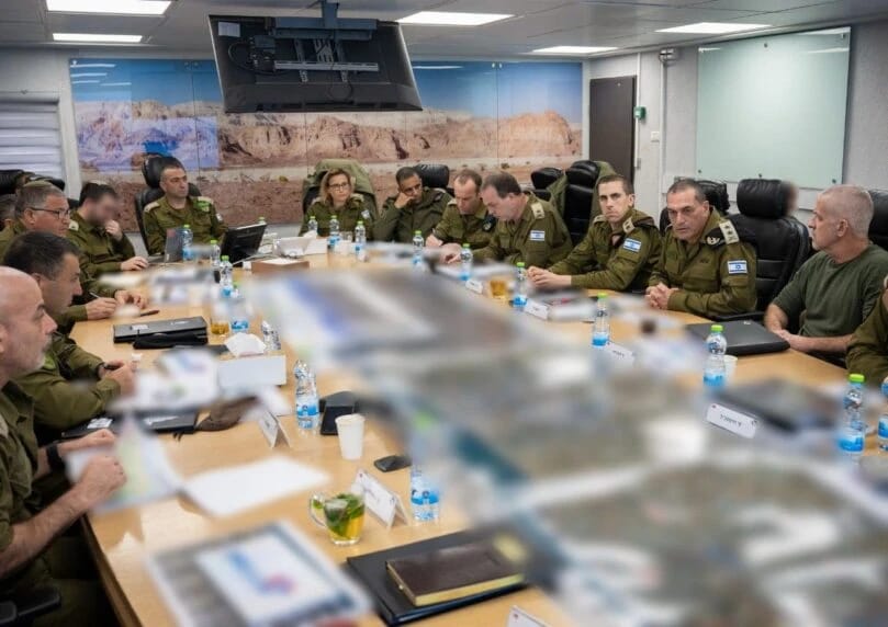 以色列国防军“海浪”部队前指挥官、西蒙·埃尔卡贝茨表示，因其儿子在10月7日遇难，家属正准备起诉以军军  ...