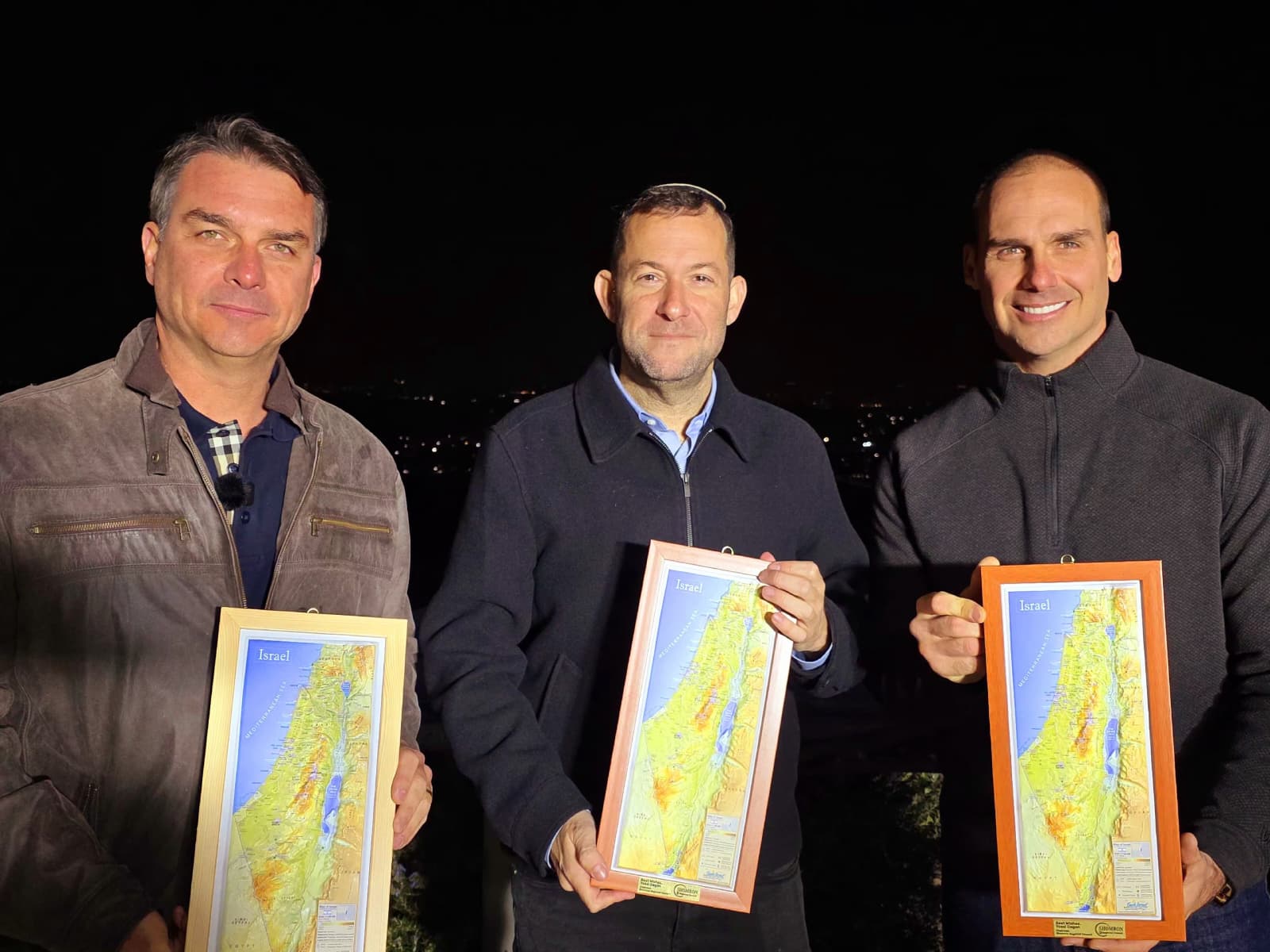 巴西总统候选人访问撒玛利亚并表达对犹太人的支持，承诺若当选总统将首访该地；撒玛利亚委员会主席约西·达 ...