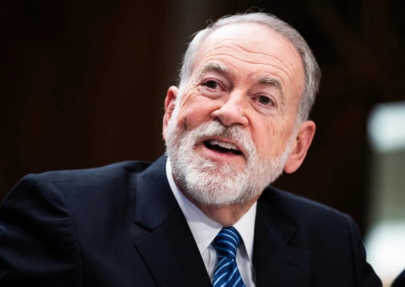 美国驻以色列大使迈克·赫卡比在受访时表示，基于历史权利，以色列拥有对相关土地的控制权。该言论引发了穆 ...