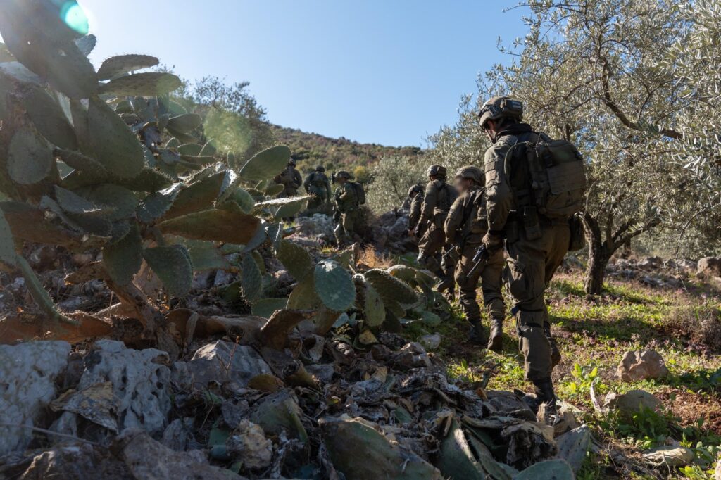 以军发言人达弗林准将宣布“狮吼行动”成果，确认清除多名伊朗高级官员，并称第91和第36师正在黎巴嫩深化地 ...
