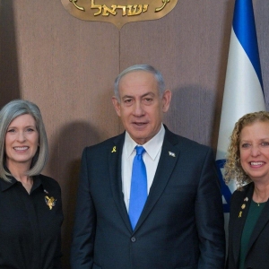 哈马斯财政困境  加沙人移居欧洲  以总理会见美议员  巴权机构领导层调整 ...