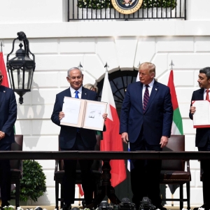 毒气导弹袭击以色列 反对派预备政权更迭 多国愿助伊朗核武